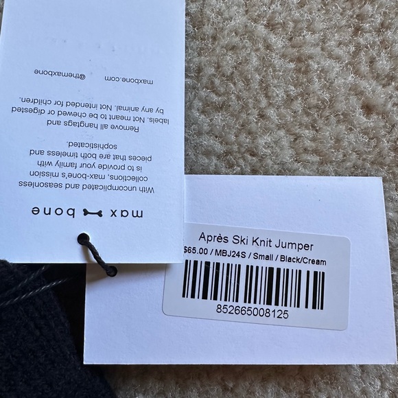 Maxbone Apres Ski Dog Sweater, size small - Picture 3 of 3